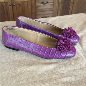TALBOTS Purple Stella Pom Pom Ballet Flats Leather women’s 10